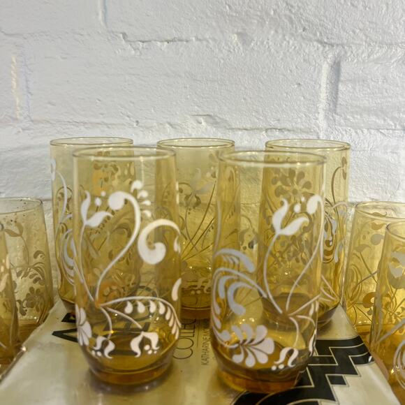 Libbey Vintage Drinking Glass Set | Mid-Century Floral Pattern | Set of 9 - Picture 2 of 5